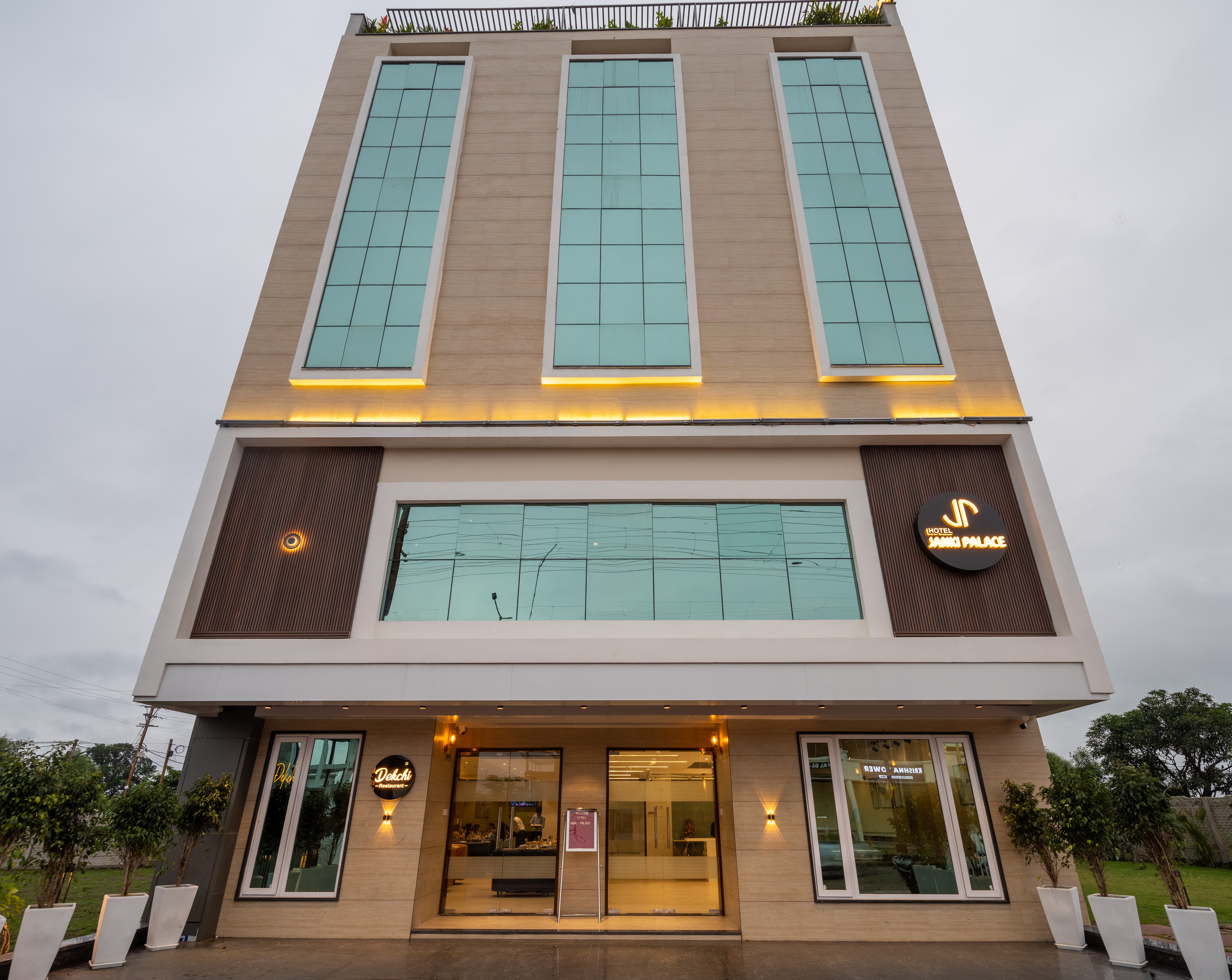 Business Hotel In Salaiya Bhopal | Hotel With Conference Facilities In Salaiya Bhopal | Hotel Janki Palace