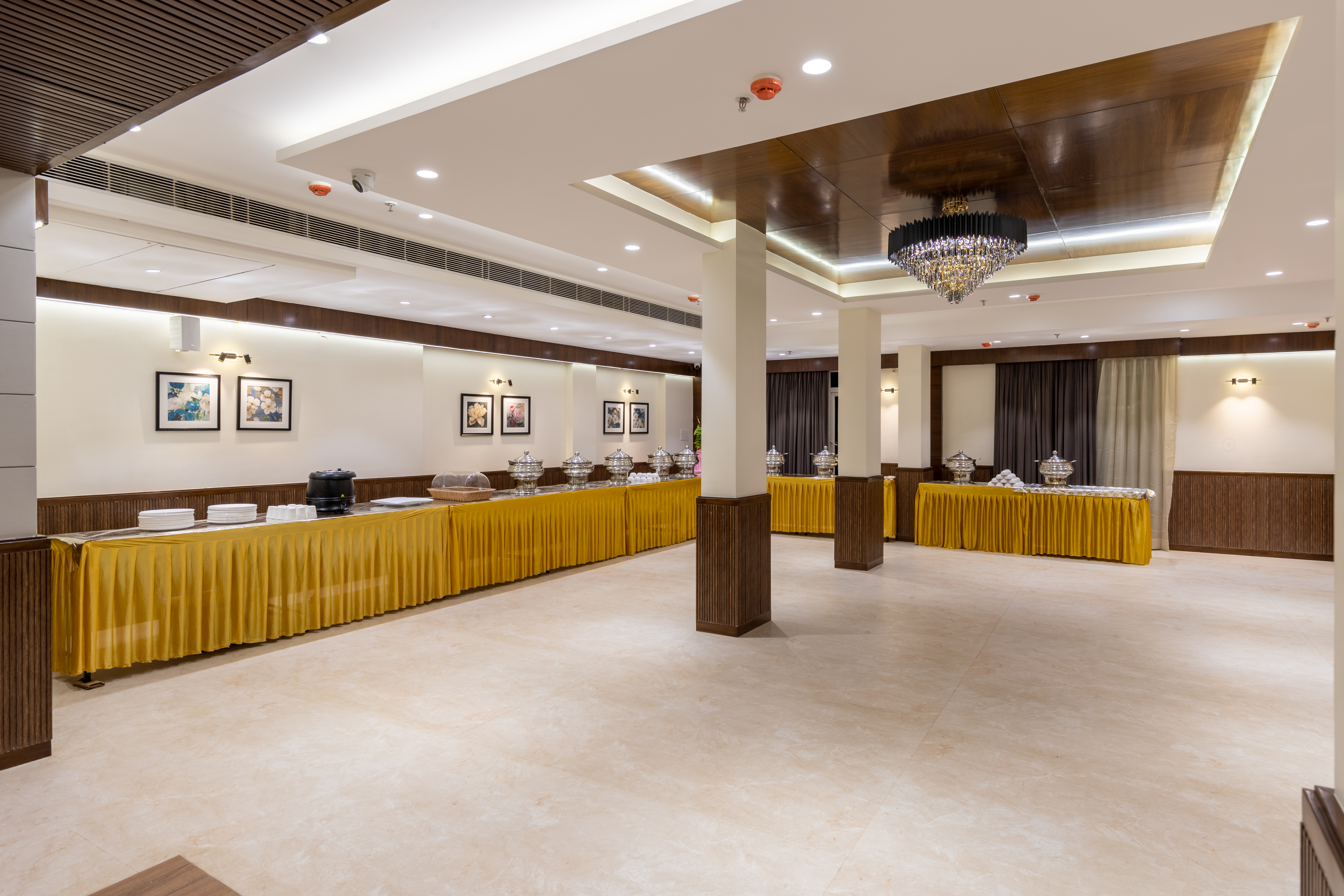 Business Hotel In Salaiya Bhopal | Hotel With Conference Facilities In Salaiya Bhopal | Hotel Janki Palace