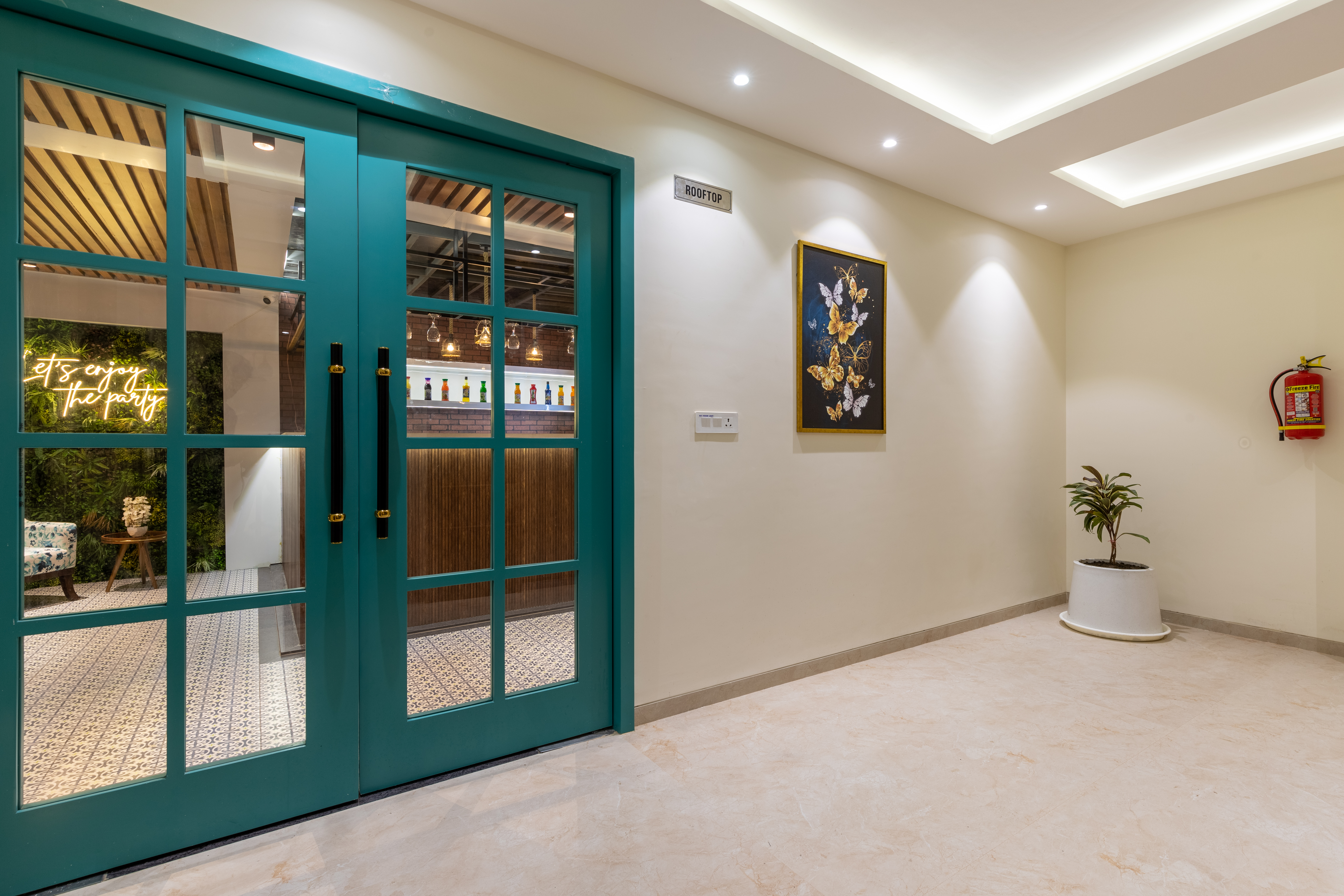 Hotel With Restaurant In Bawadiya Kalan Bhopal | Best Rooftop Restaurants Bawadiya Kalan Bhopal | Hotel Janki Palace